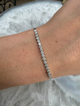 Diamond Slider Tennis Bracelet - Vincent Peach Fine Jewelry