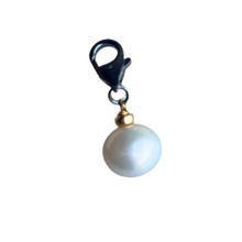 Freshwater Pearl Charm - Vincent Peach Fine Jewelry